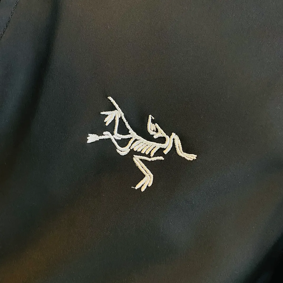 Same Style， ， 2026 New Arrival ， Original Premium Breathable ， ， ， Quality。 ， Sizes：M～3XL，